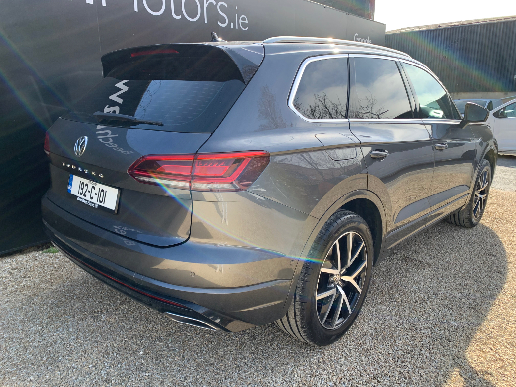 2019 Volkswagen Touareg