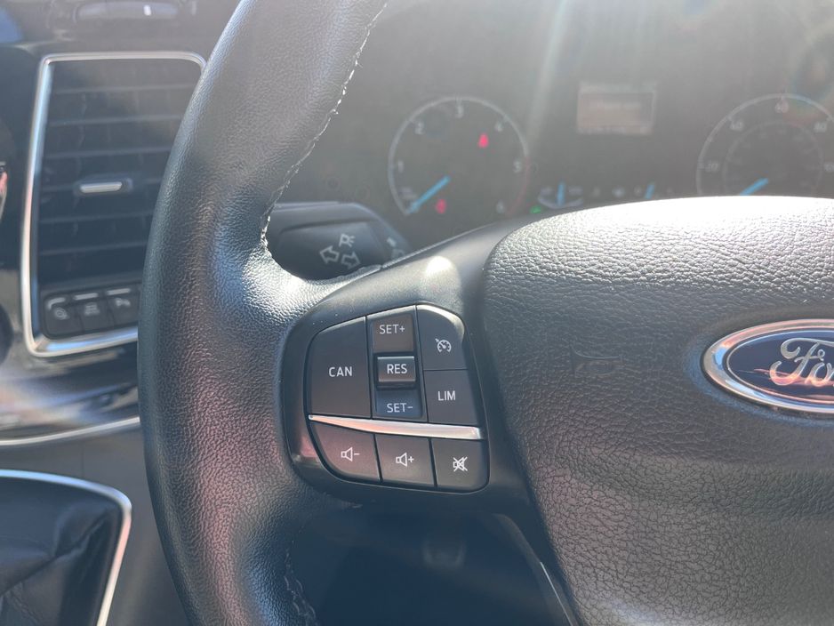 2020 Ford Tourneo
