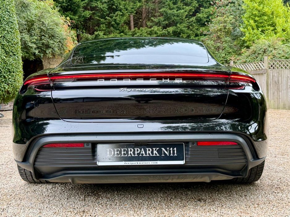 2023 Porsche Taycan