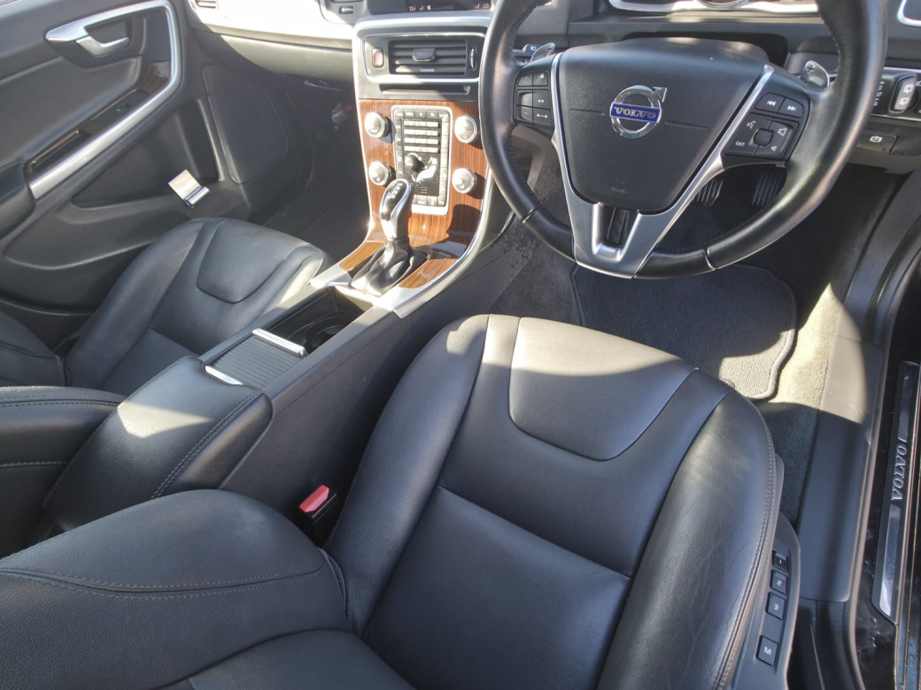 2018 Volvo V60 Cross Country