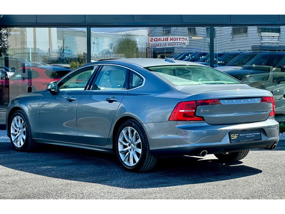 2021 Volvo S90