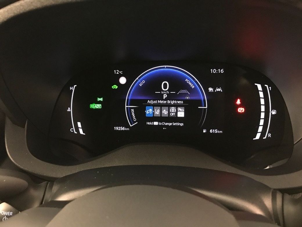 2025 Toyota Yaris Cross