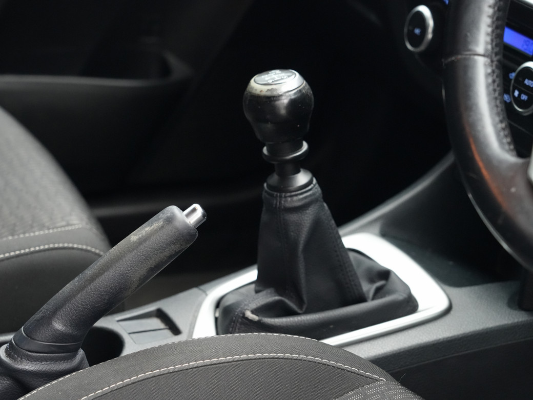 2014 Toyota Auris