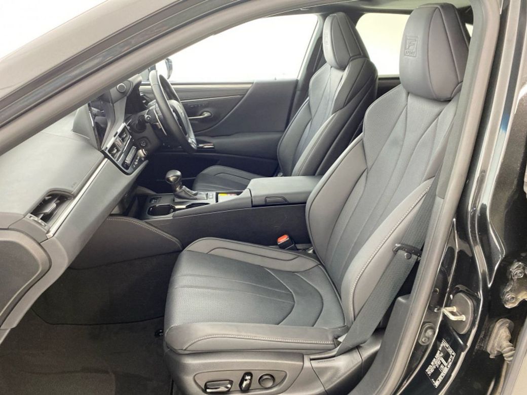 2024 Lexus ES 300h
