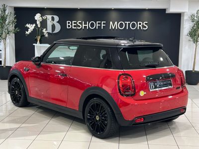 2022 Mini Hatch