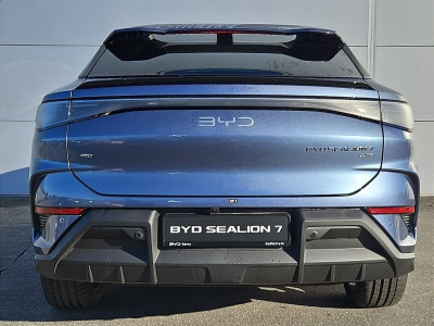 2026 BYD Sealion 7