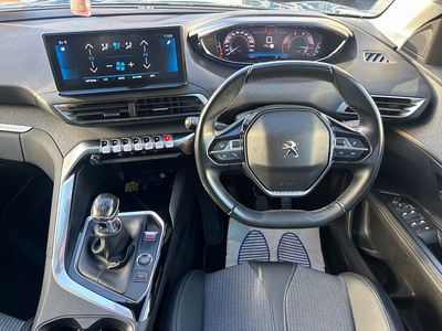 2022 Peugeot 3008