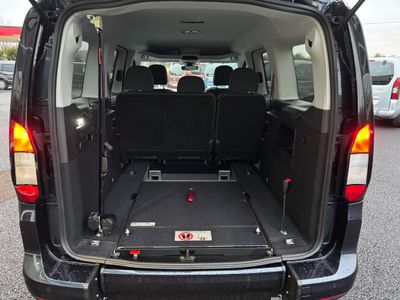 2025 Ford Tourneo Connect