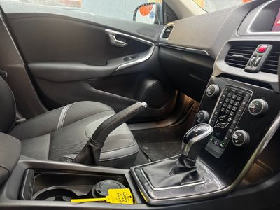 2018 Volvo V40