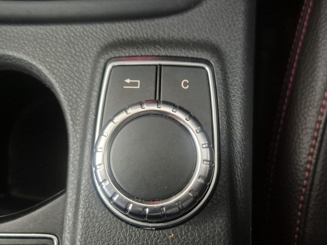 2013 Mercedes-Benz A 180