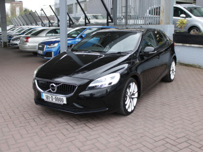 2018 Volvo V40