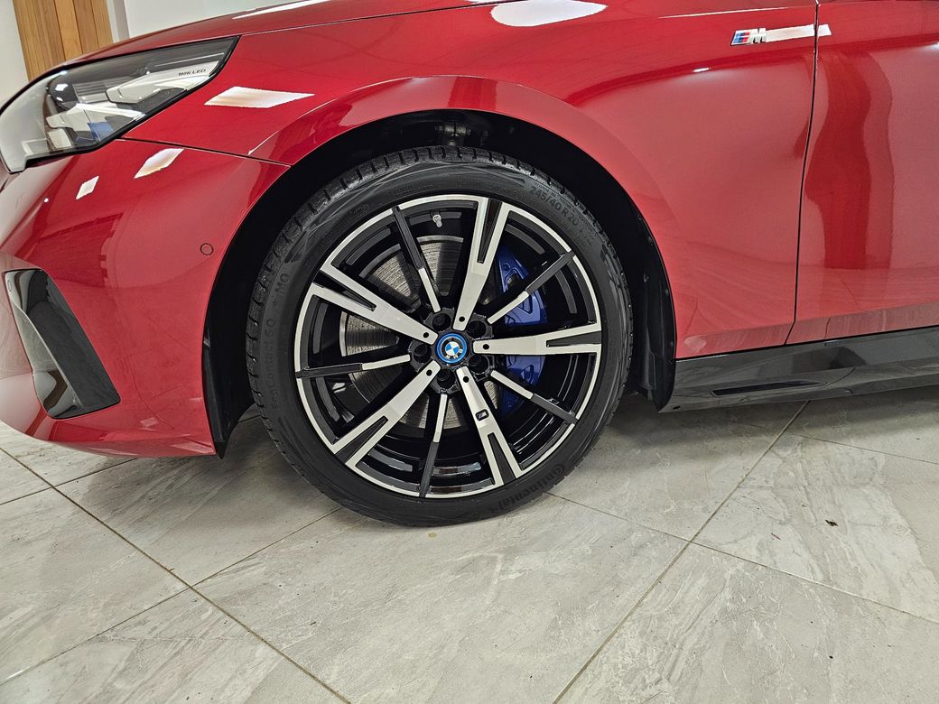 2026 BMW i5