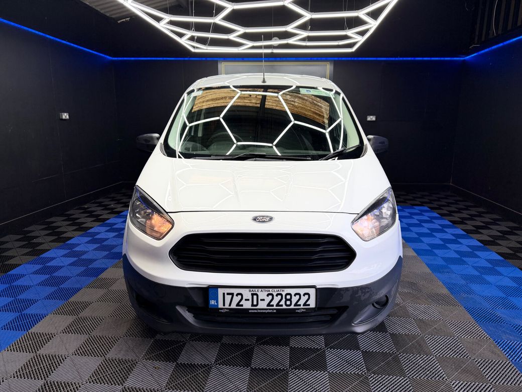 2017 Ford Courier