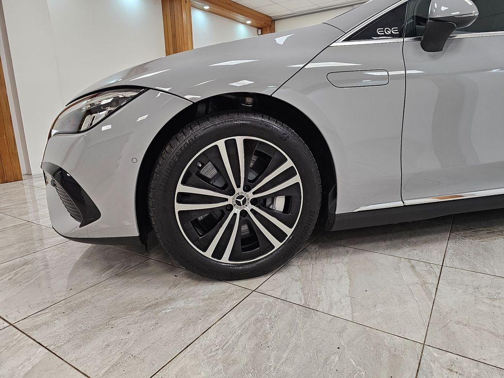 2025 Mercedes-Benz EQE