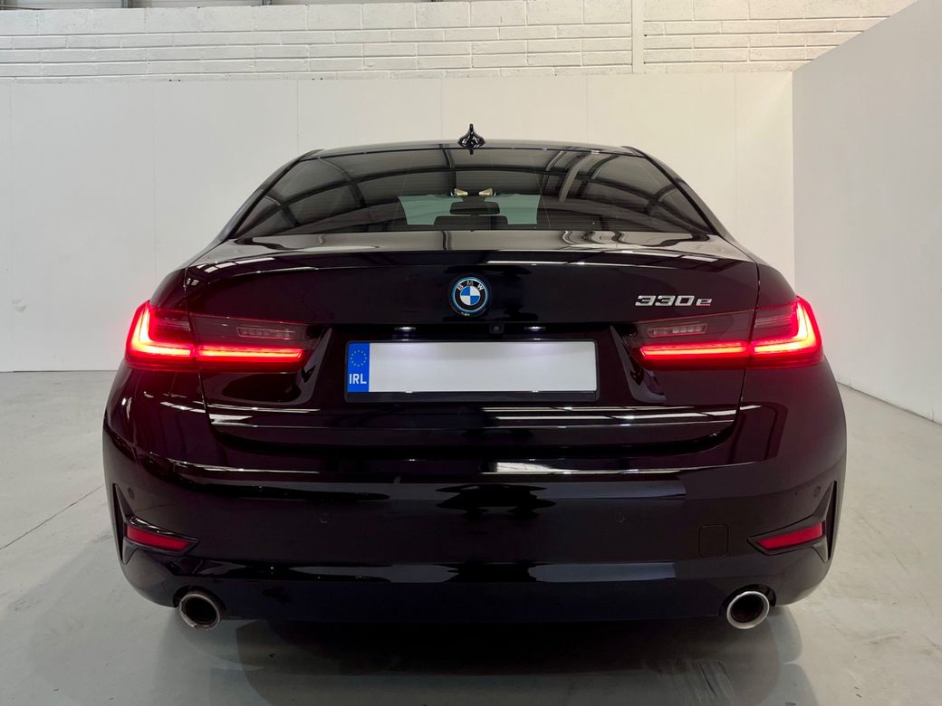 2021 BMW 330
