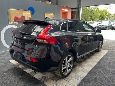 2016 Volvo V40