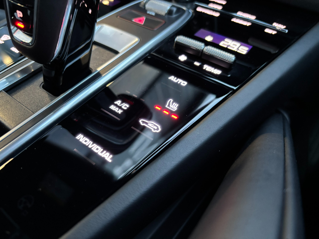 2022 Porsche Cayenne