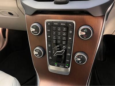 2017 Volvo V40