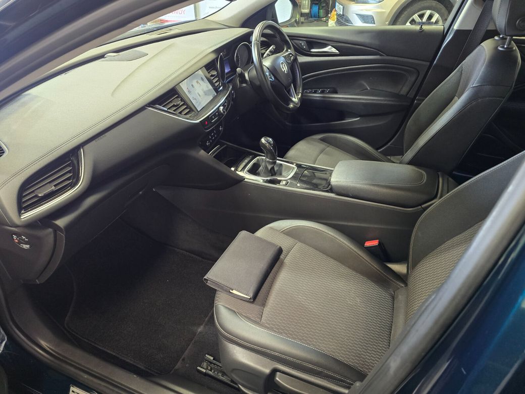 2017 Vauxhall Insignia