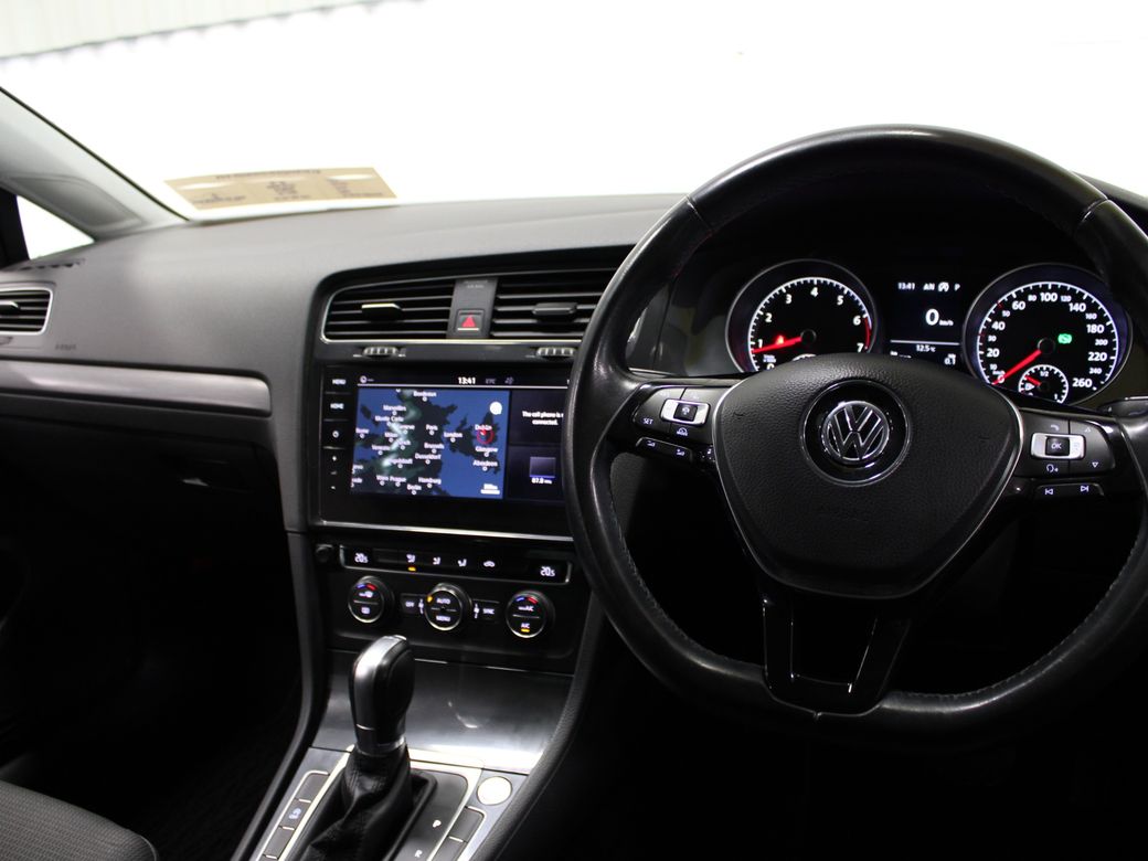2017 Volkswagen Golf