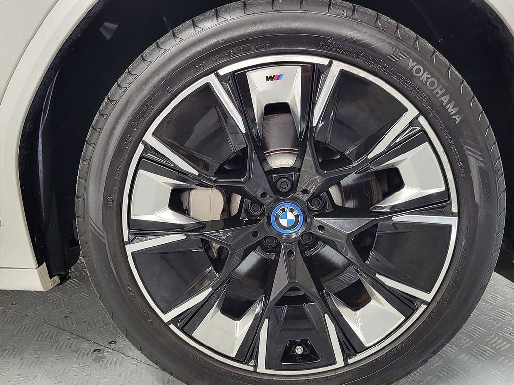 2024 BMW iX3