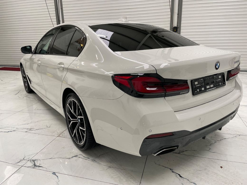 2021 BMW 5 Series
