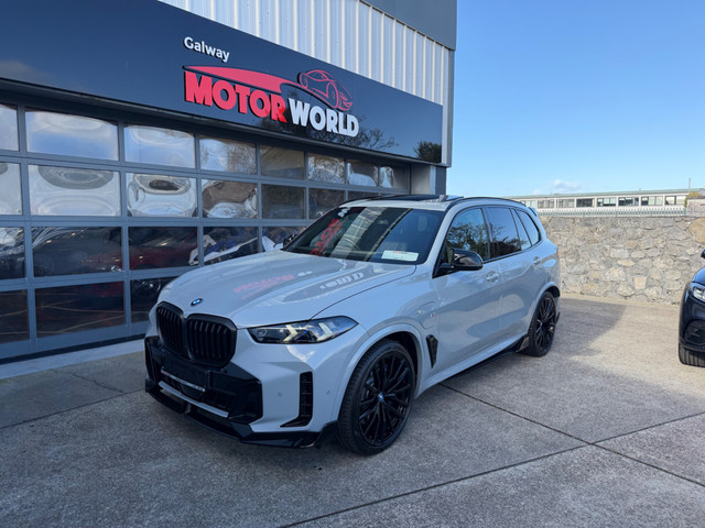 vehicle for sale from Motor World