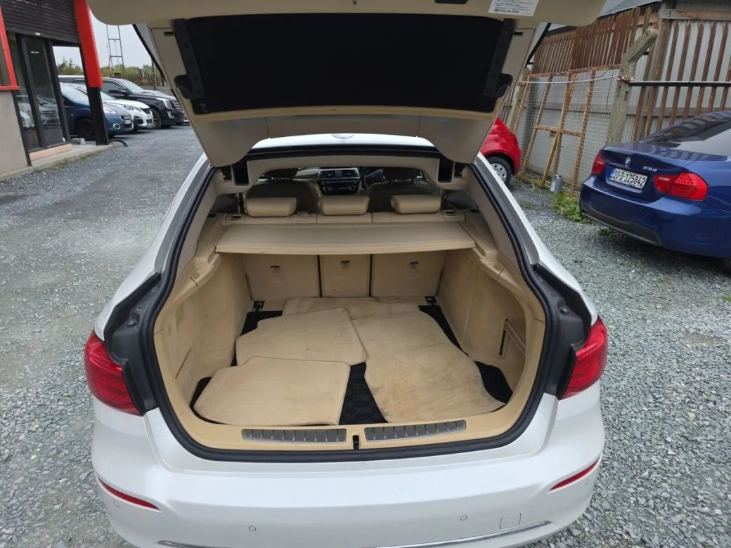 2017 BMW 320