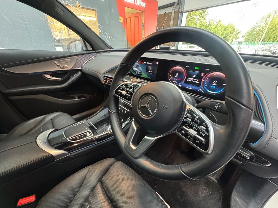 2021 Mercedes-Benz EQC