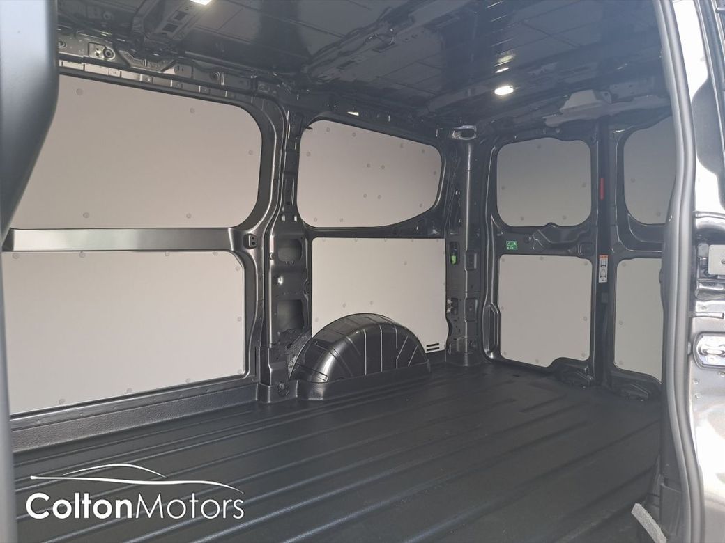 2025 Ford Transit Custom