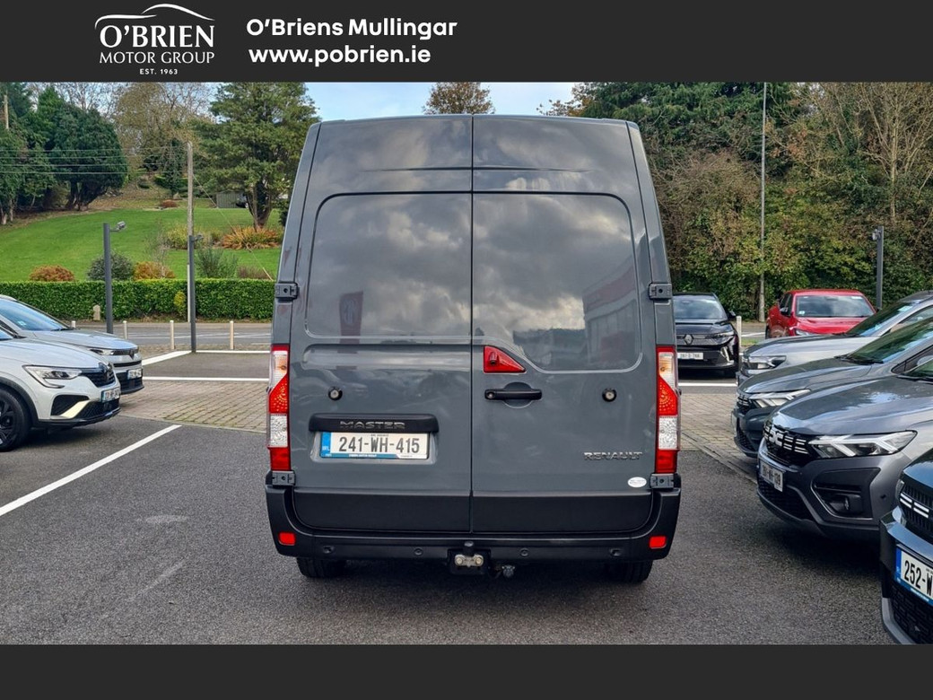 2024 Renault Master