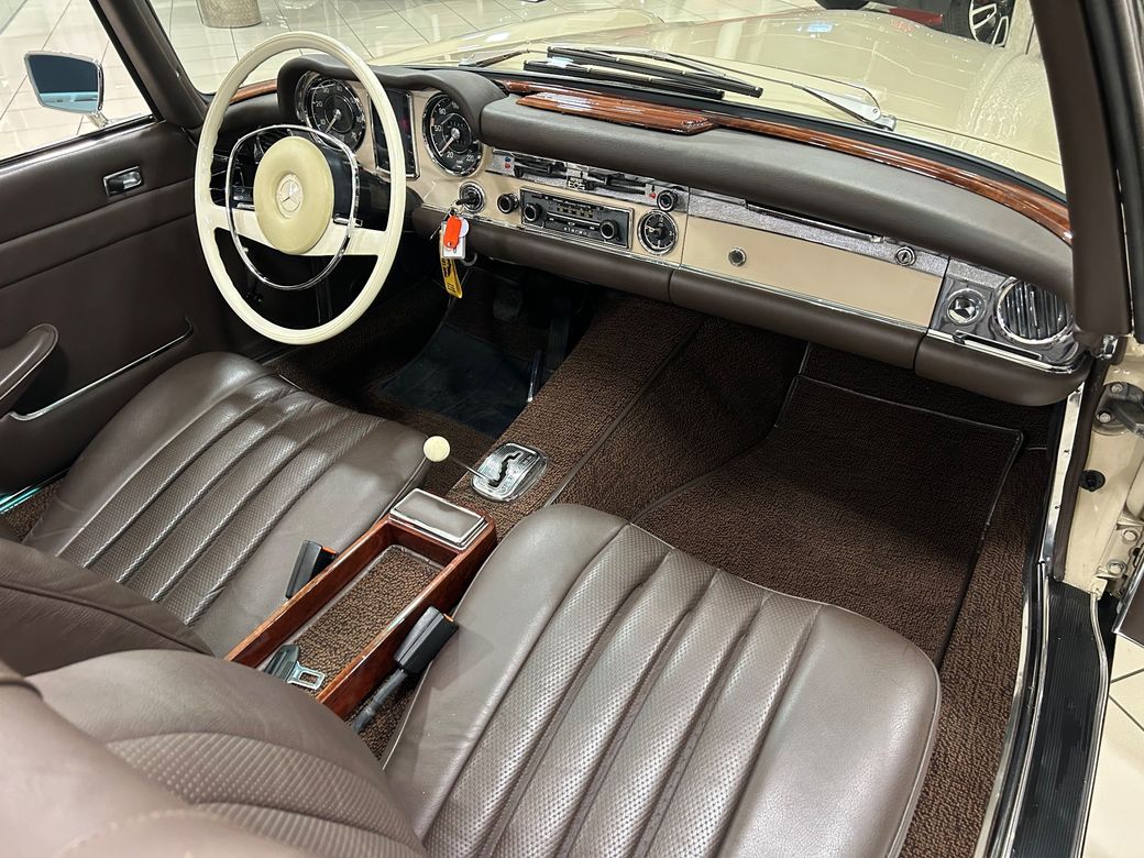 1971 Mercedes-Benz SL Class