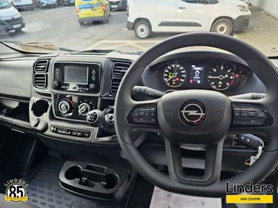 2027 Opel Movano