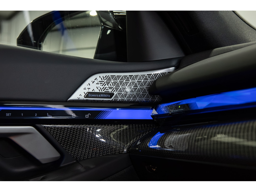 2025 BMW M5