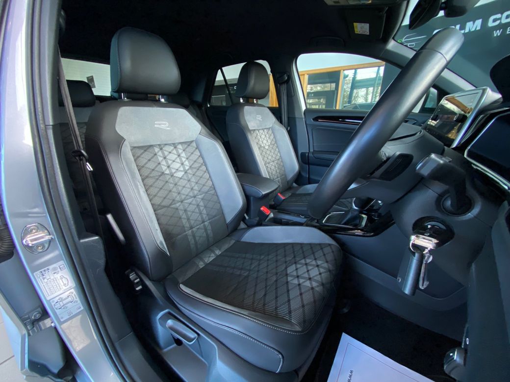 2023 Volkswagen T-Roc