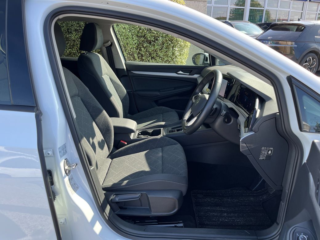 2023 Volkswagen Golf
