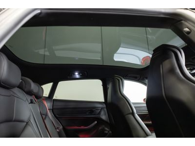 2022 Porsche Taycan