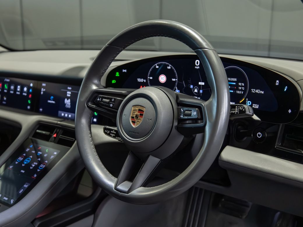 2023 Porsche Taycan
