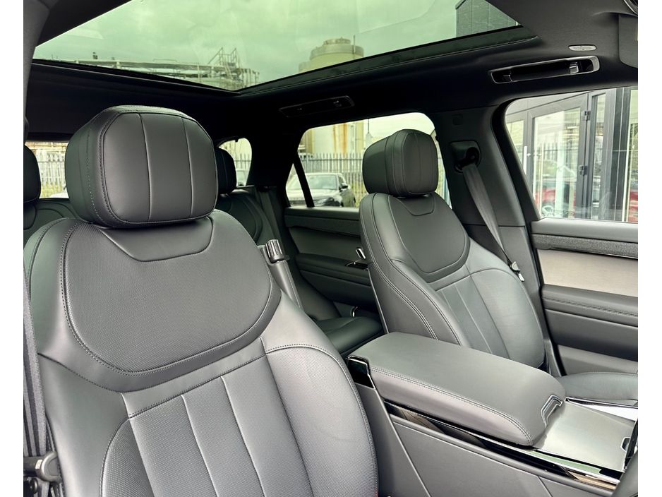 2026 Land Rover Range Rover Sport