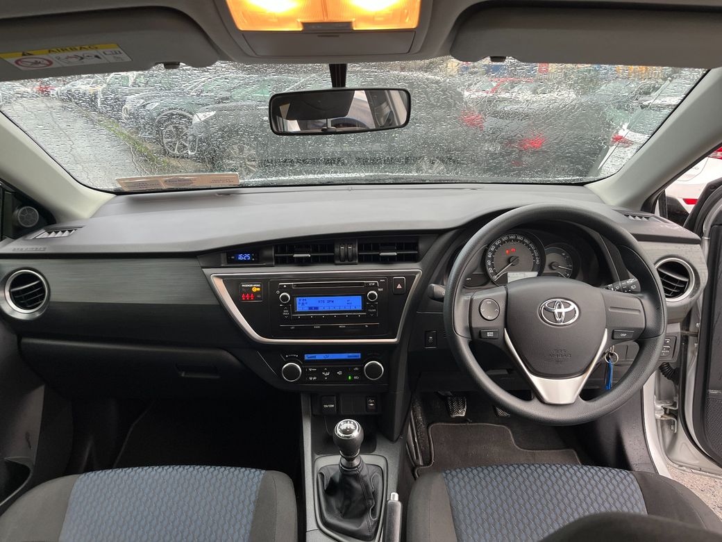 2014 Toyota Auris