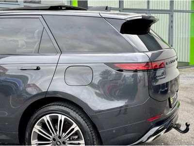 2025 Land Rover Range Rover Sport