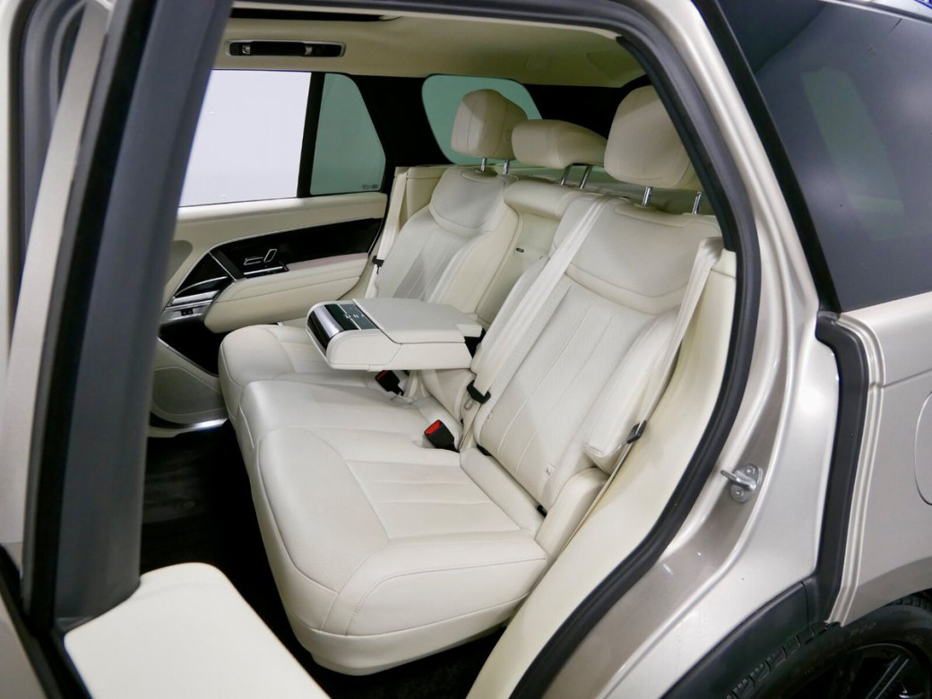 2023 Land Rover Range Rover