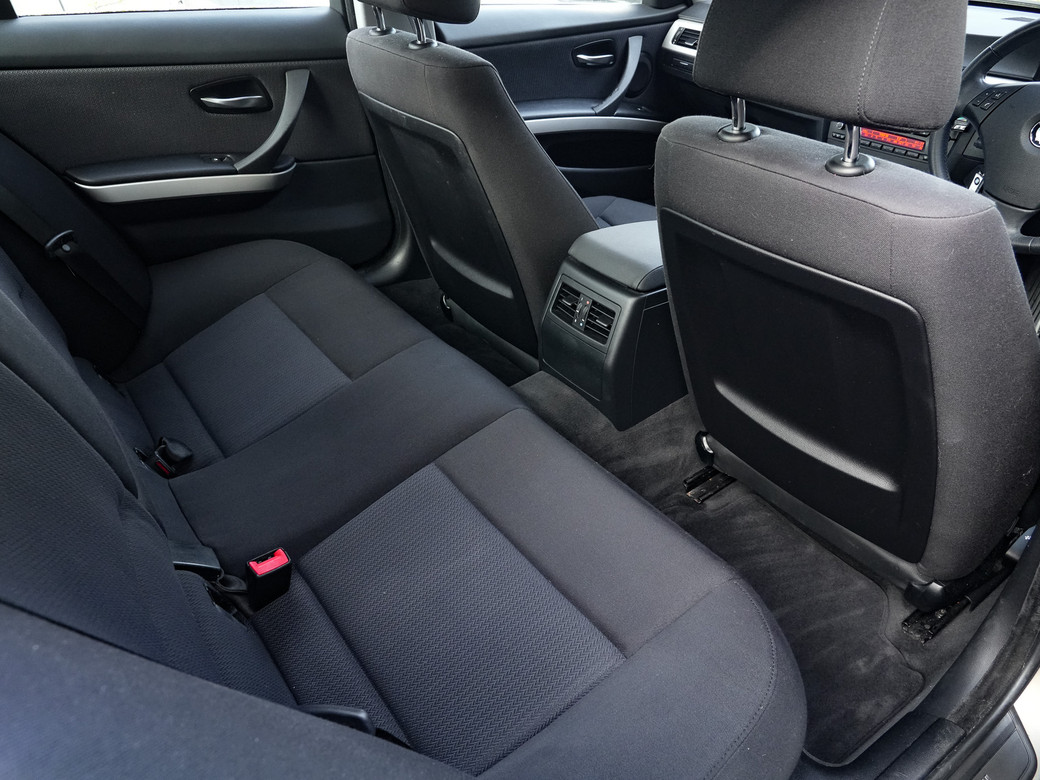 2010 BMW 3 Series