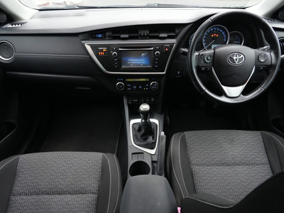 2014 Toyota Auris