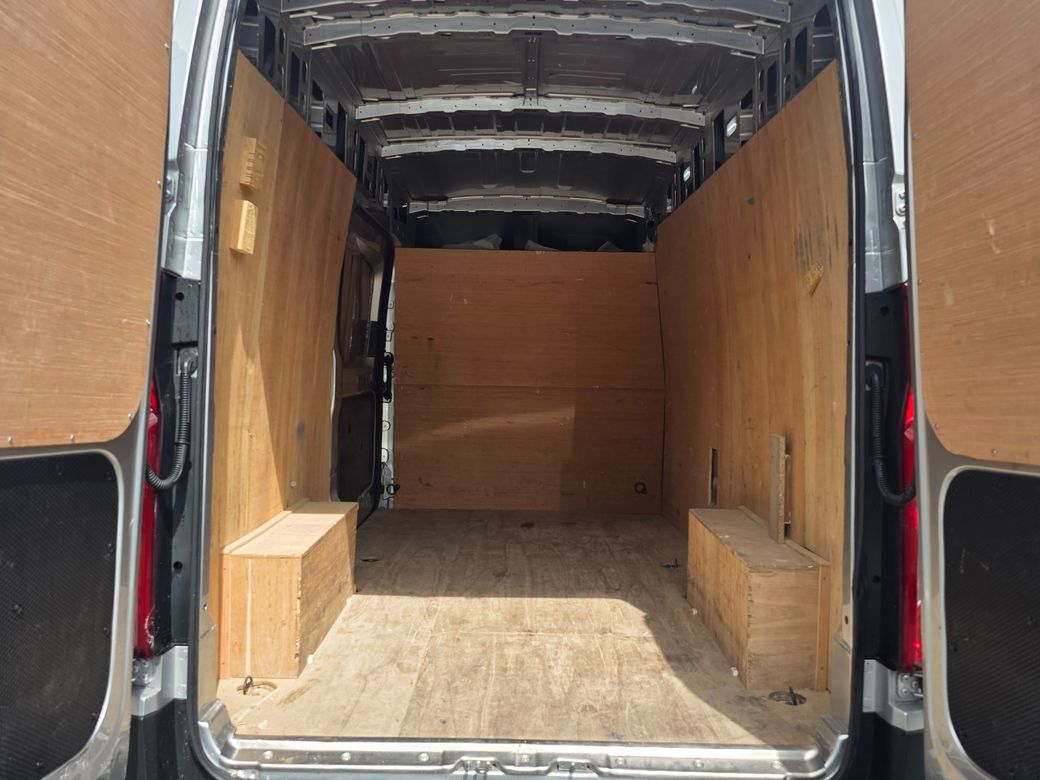 2021 Maxus Deliver 9