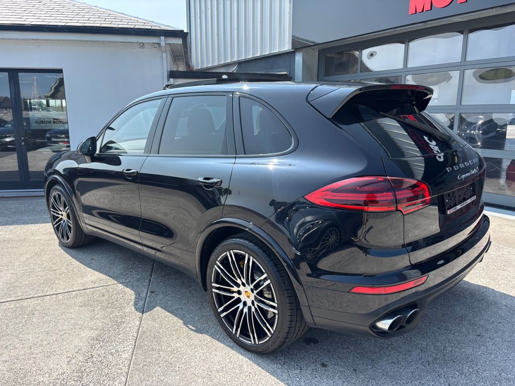 2016 Porsche Cayenne