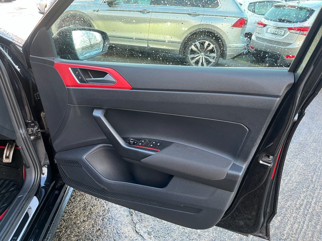 2018 Volkswagen Polo