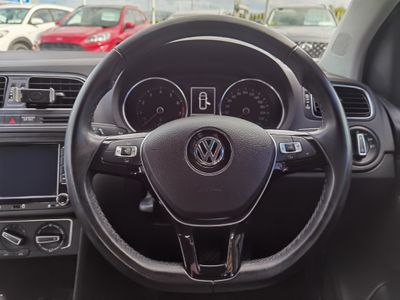 2016 Volkswagen Polo