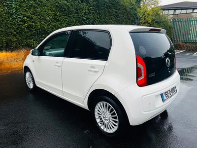 2015 Volkswagen up!