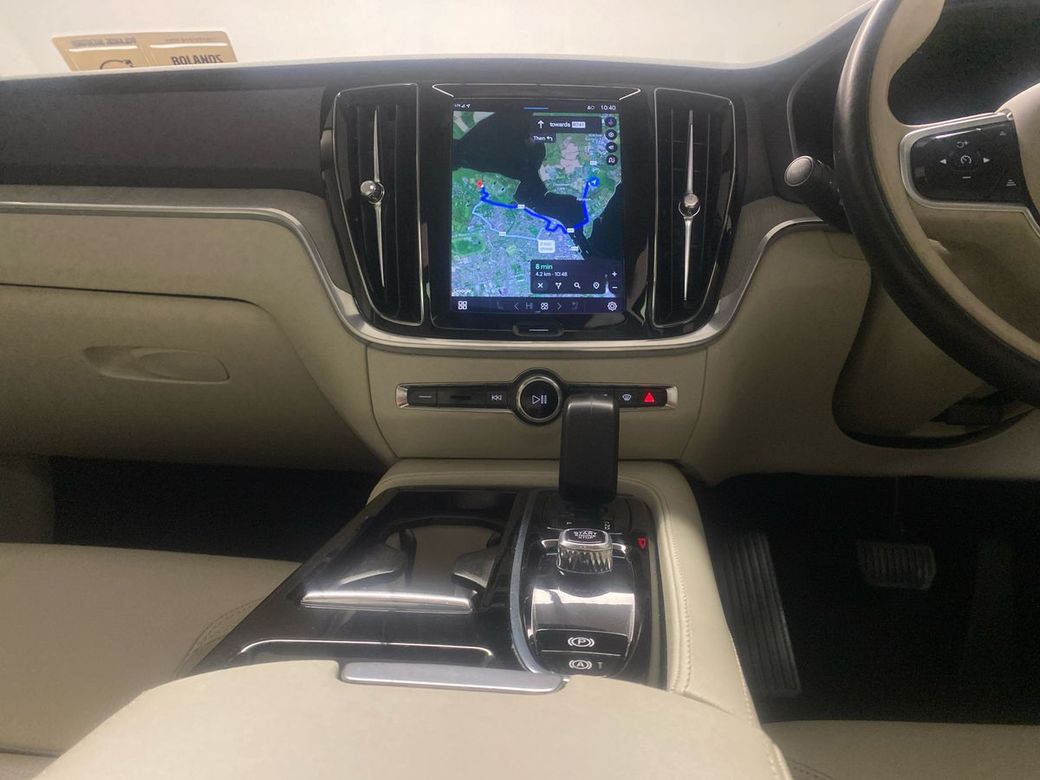 2023 Volvo V60